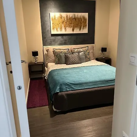 Castello -centar 公寓