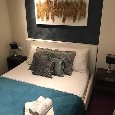 Castello -centar 公寓